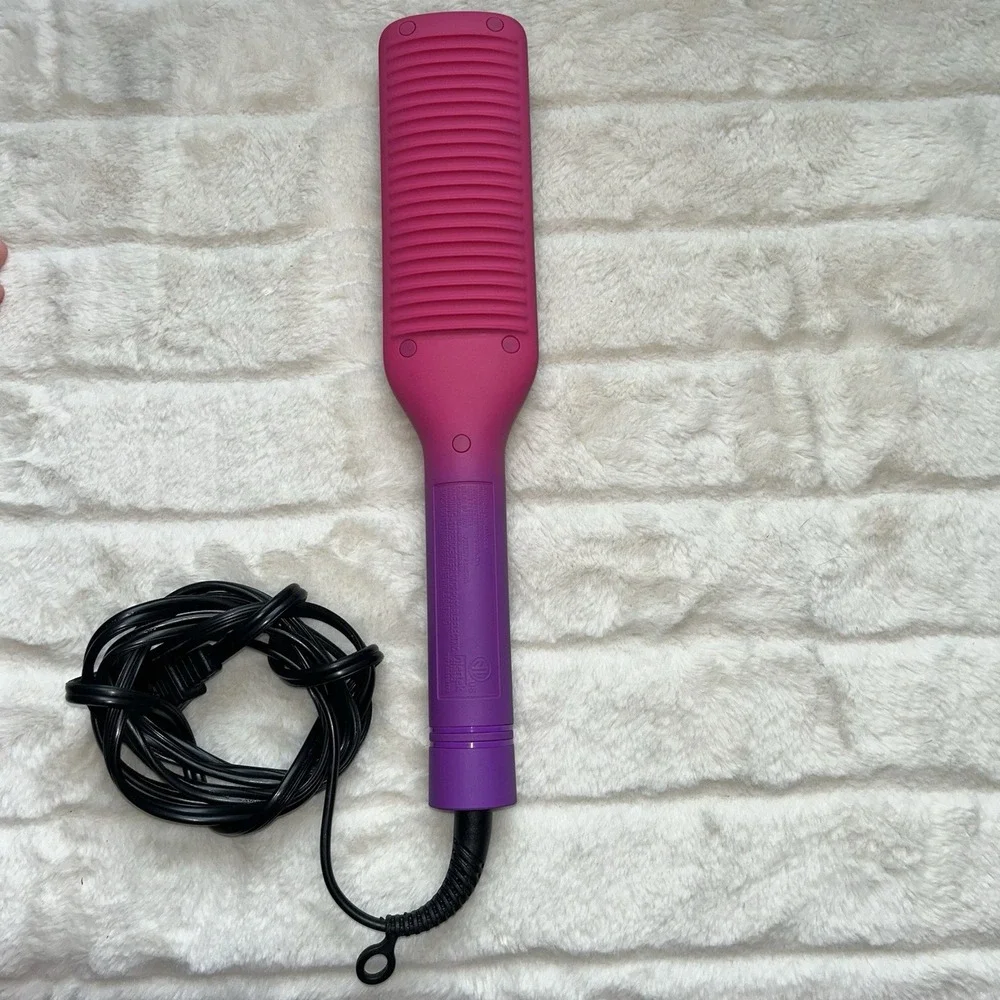 Bed Head TIGI Hair Straightener Smooth Operator Styling Heat Brush - Picture 6 of 7